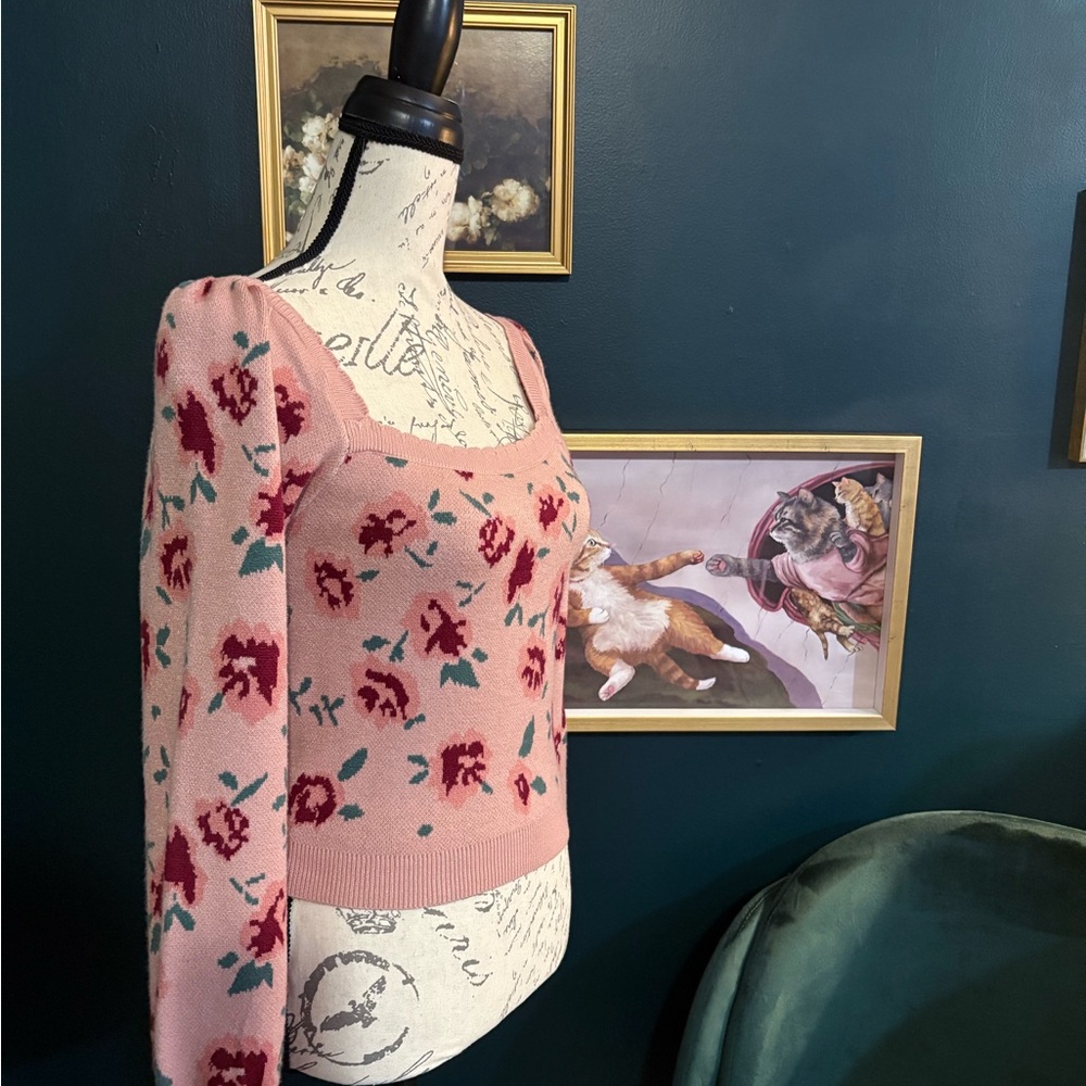 Floral Knit Crop Top - Pink and Red